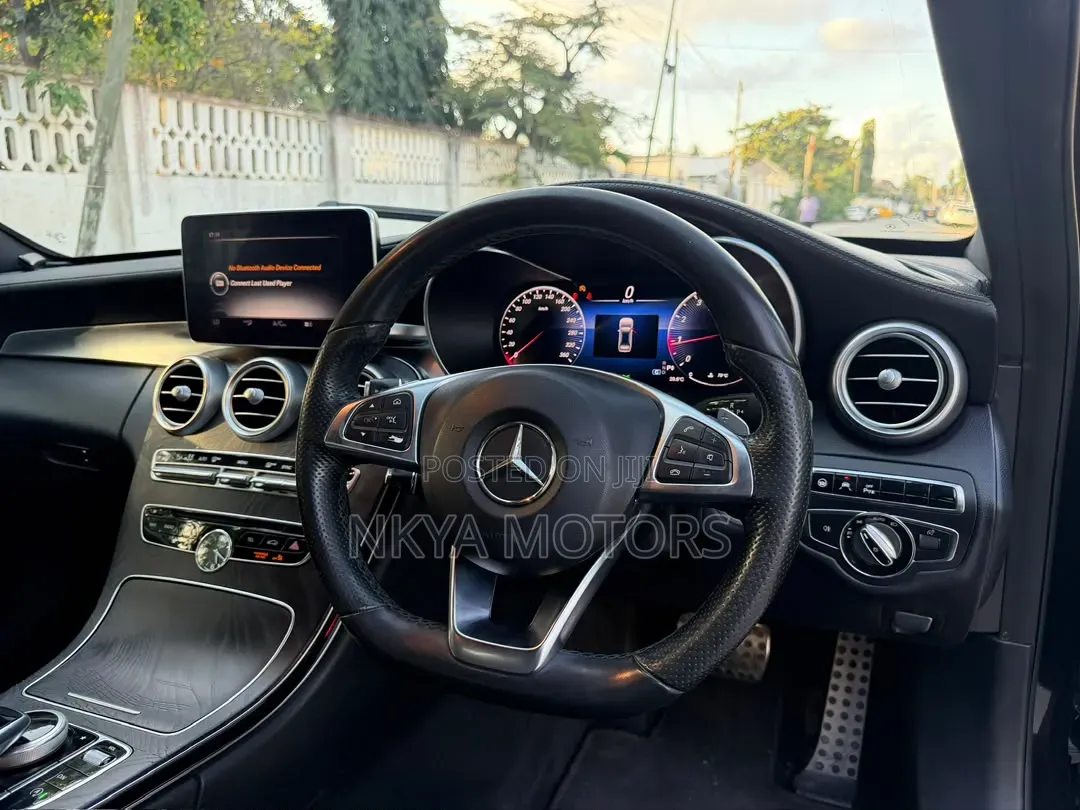 Mercedes-Benz C200 2015 Black