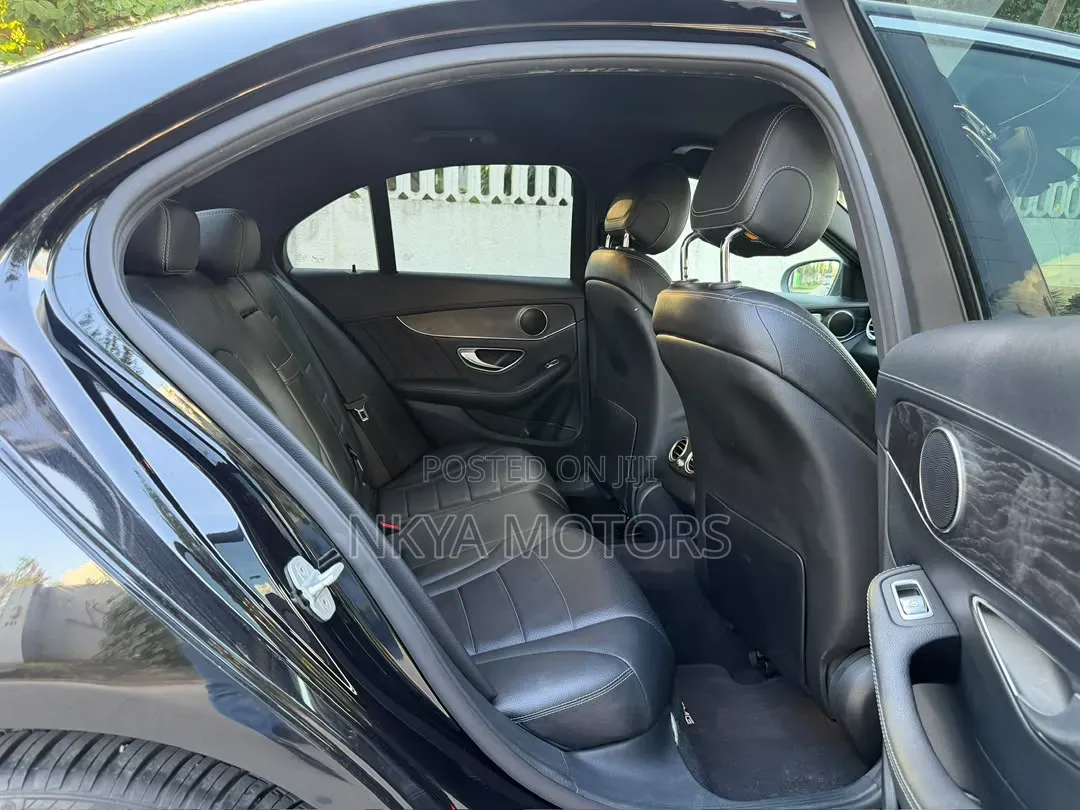 Mercedes-Benz C200 2015 Black