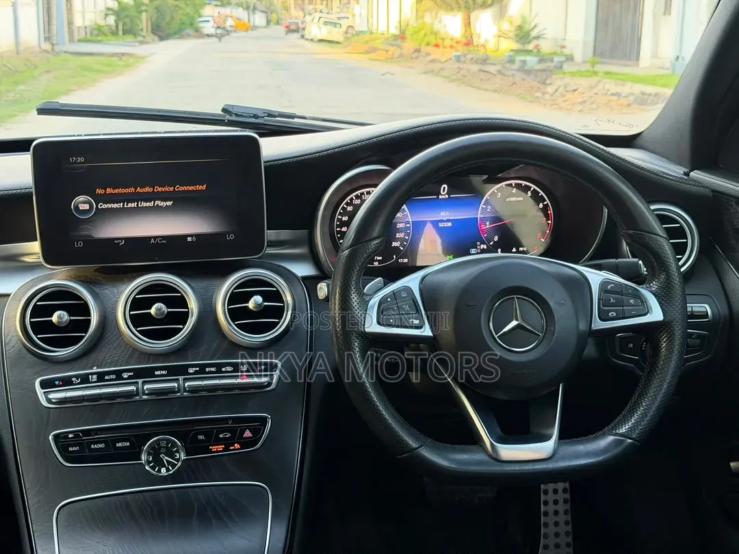 Mercedes-Benz C200 2015 Black