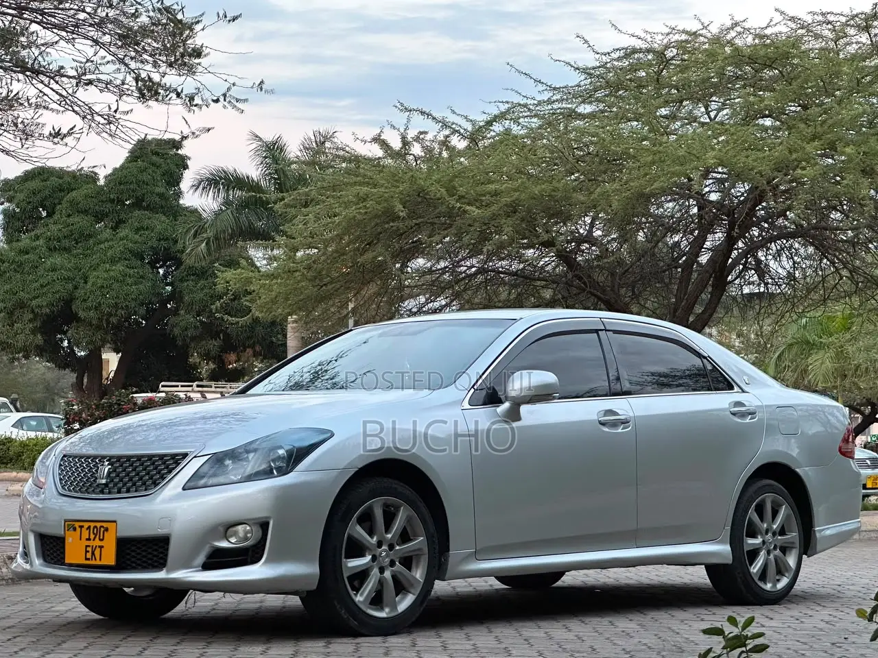 Toyota Crown 2009 Silver