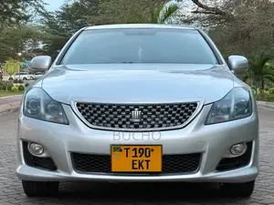 Toyota Crown 2009 Silver