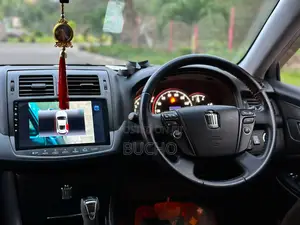 Toyota Crown 2009 Silver
