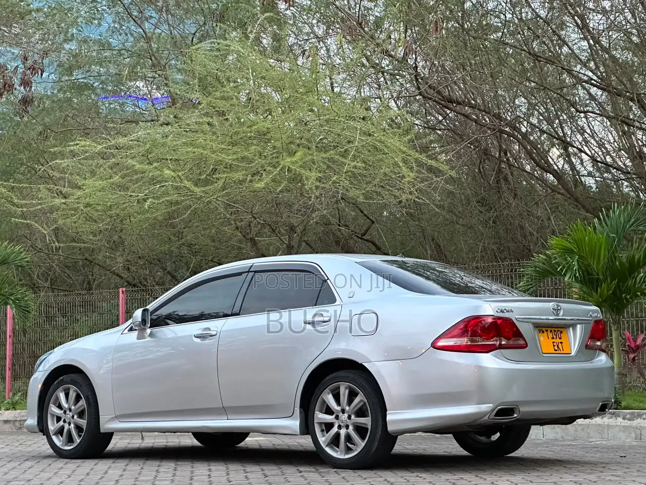 Toyota Crown 2009 Silver