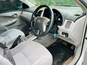 Toyota Axio 2009 Silver