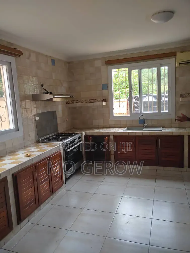 4bdrm Villa in Oyster Bay for rent