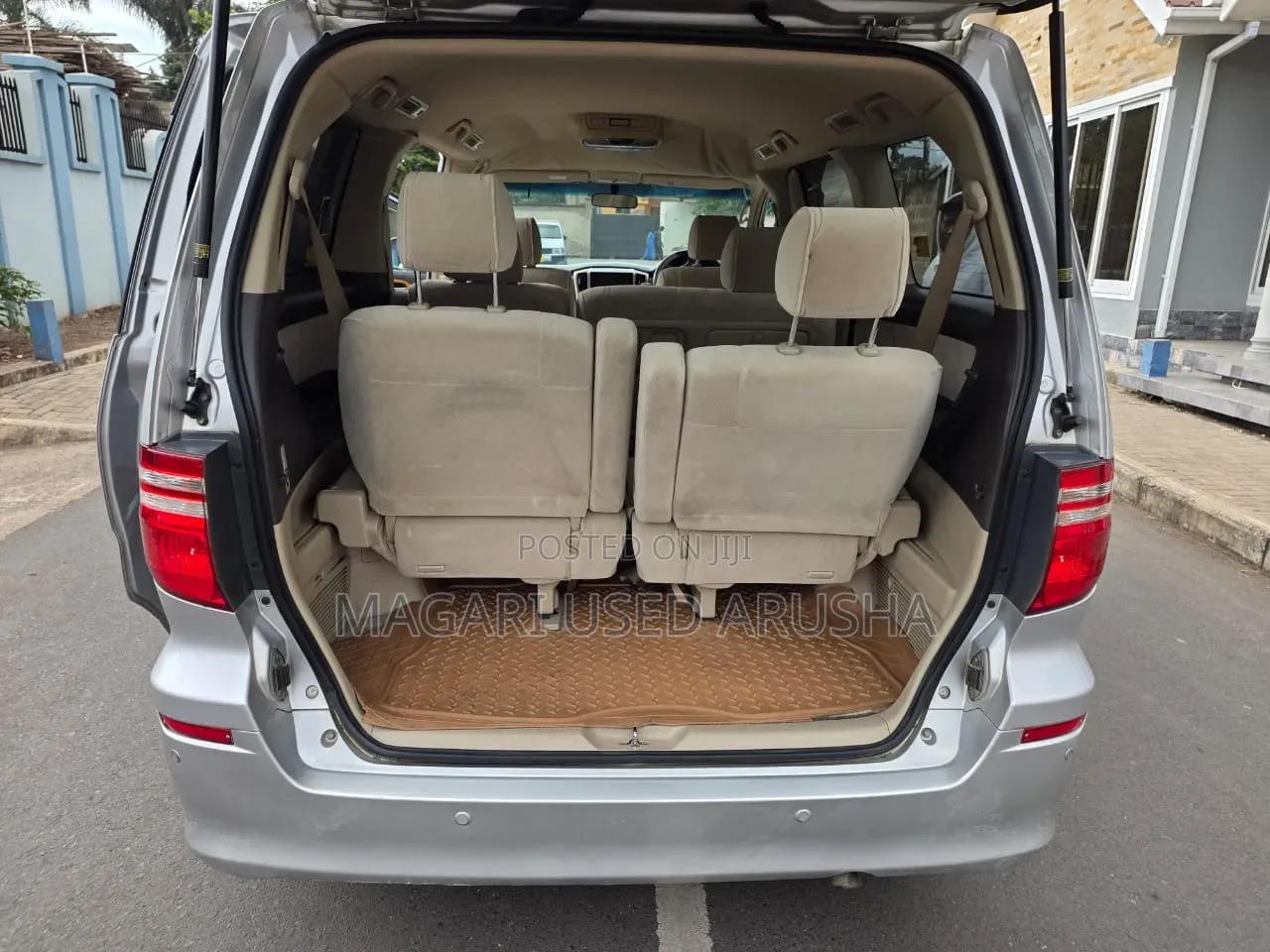 Toyota Alphard 2007 Silver
