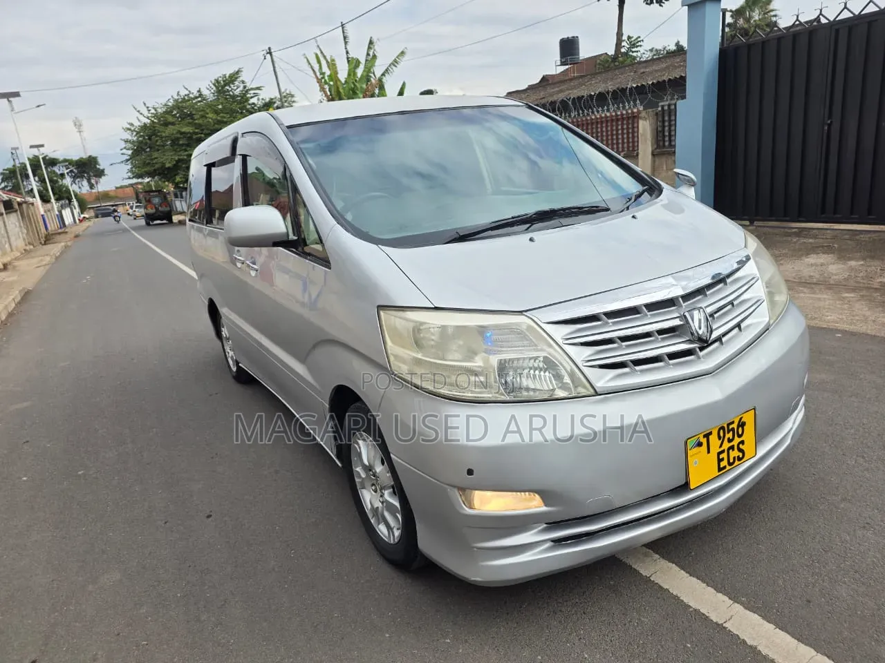Toyota Alphard 2007 Silver