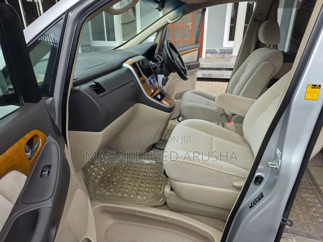 Toyota Alphard 2007 Silver