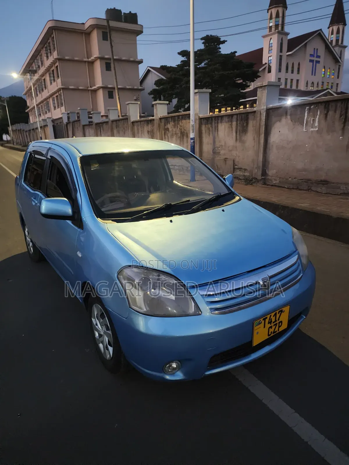 Toyota Raum 2004 Blue