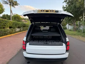 Land Rover Range Rover 2015 White