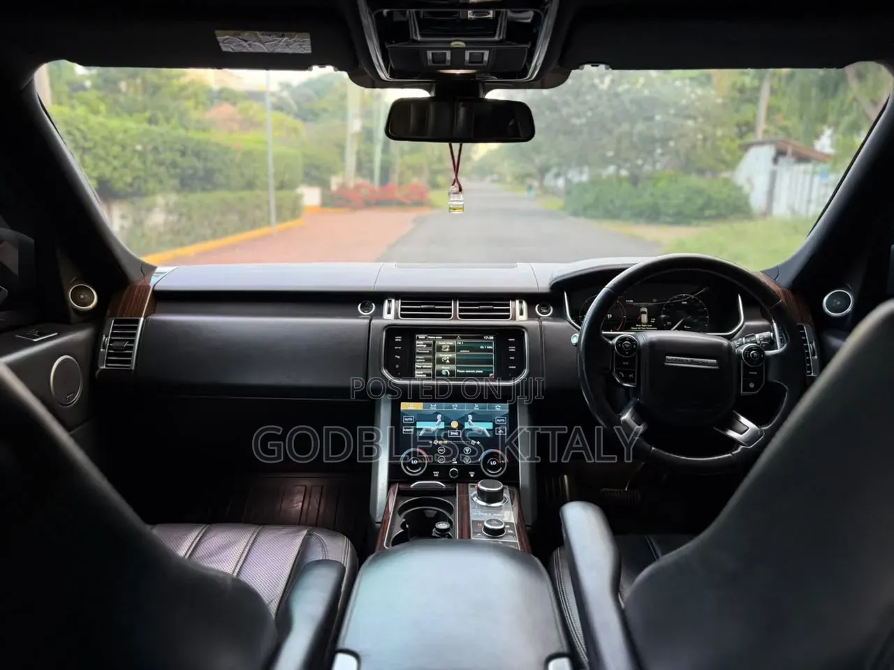 Land Rover Range Rover 2015 White