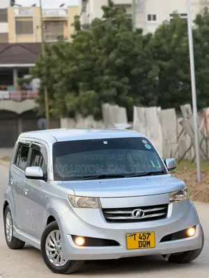Toyota bB 2009 Silver