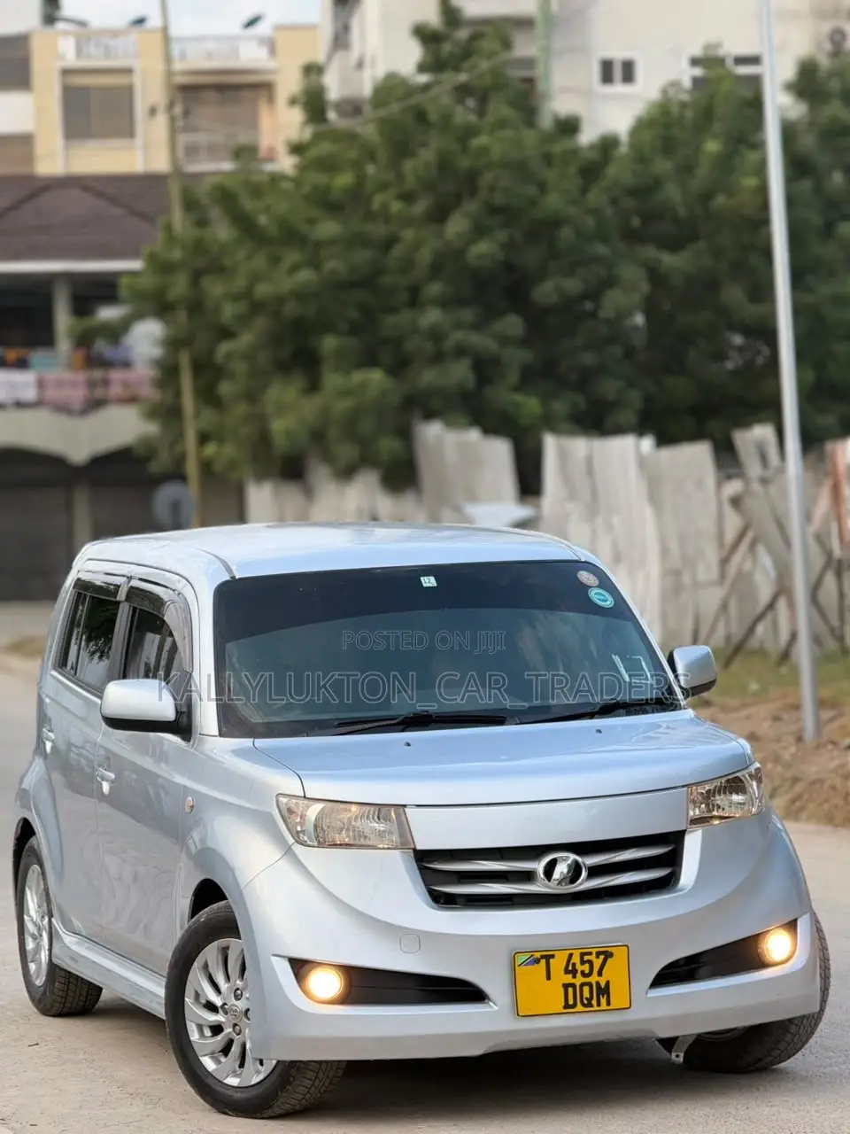 Toyota bB 2009 Silver