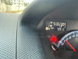 Toyota bB 2009 Silver