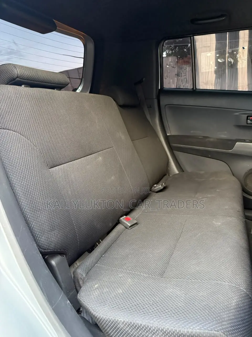 Toyota bB 2009 Silver