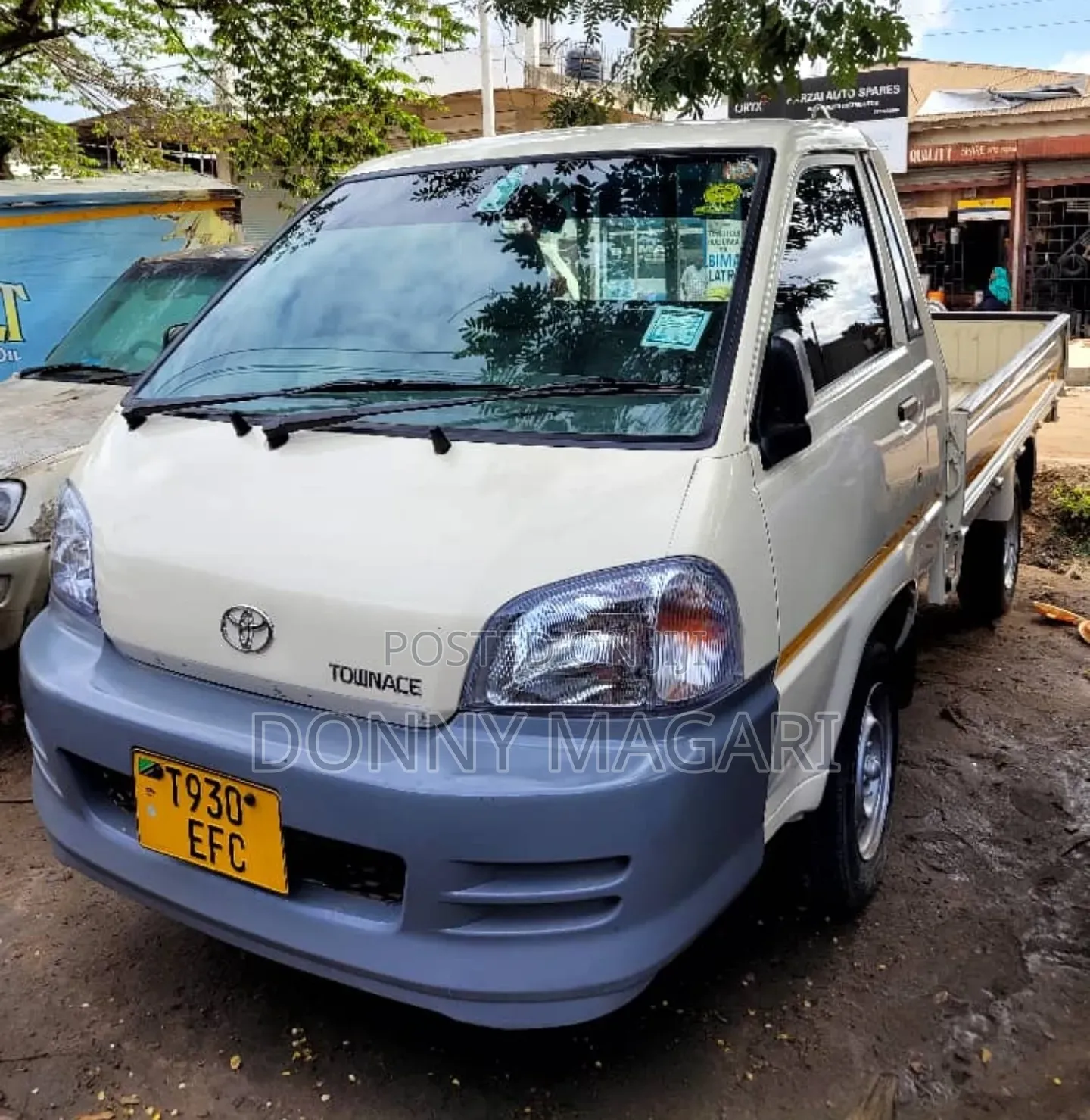 Toyota Townance 2004 White