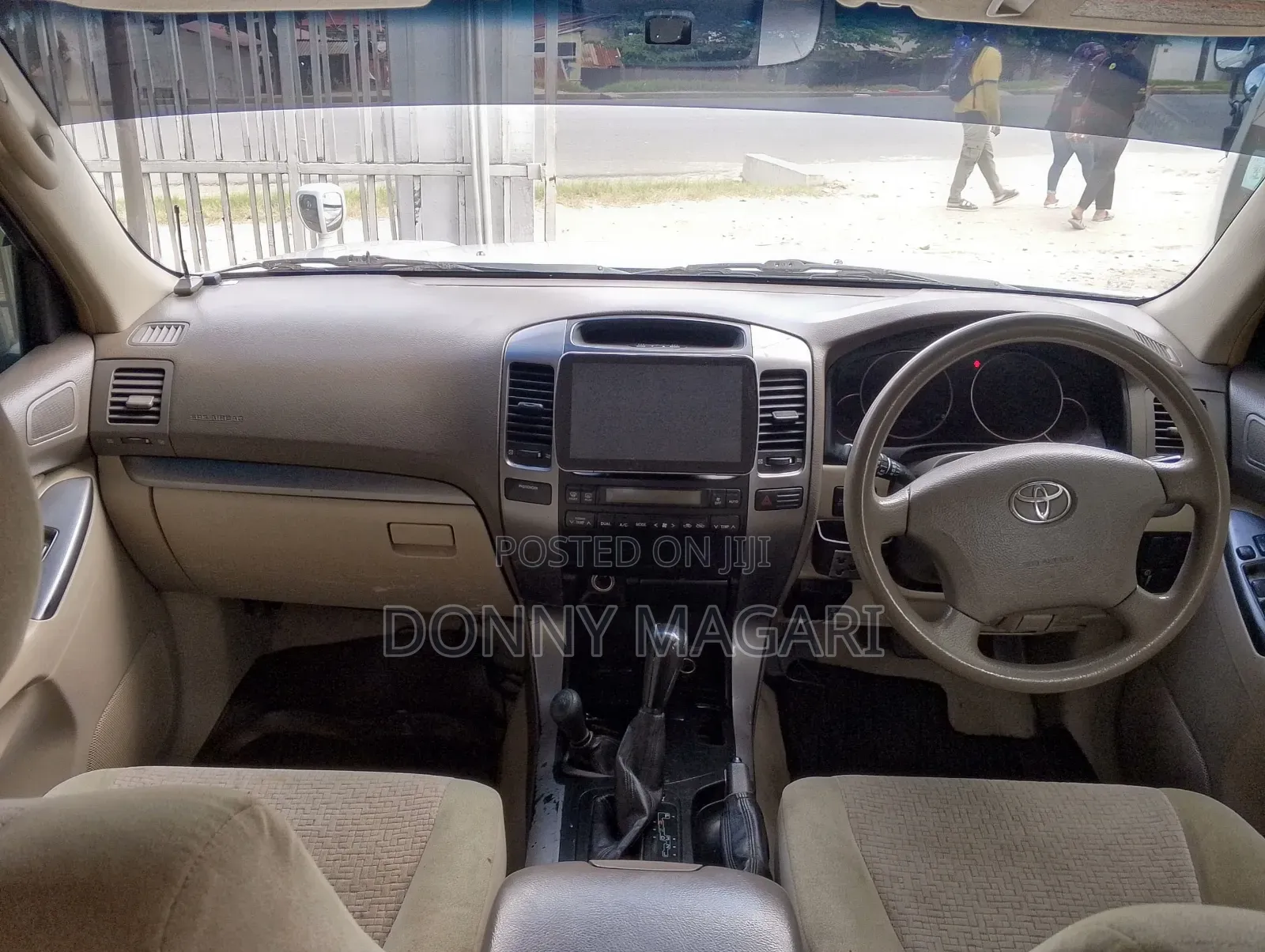 Toyota Land Cruiser Prado 2005 White