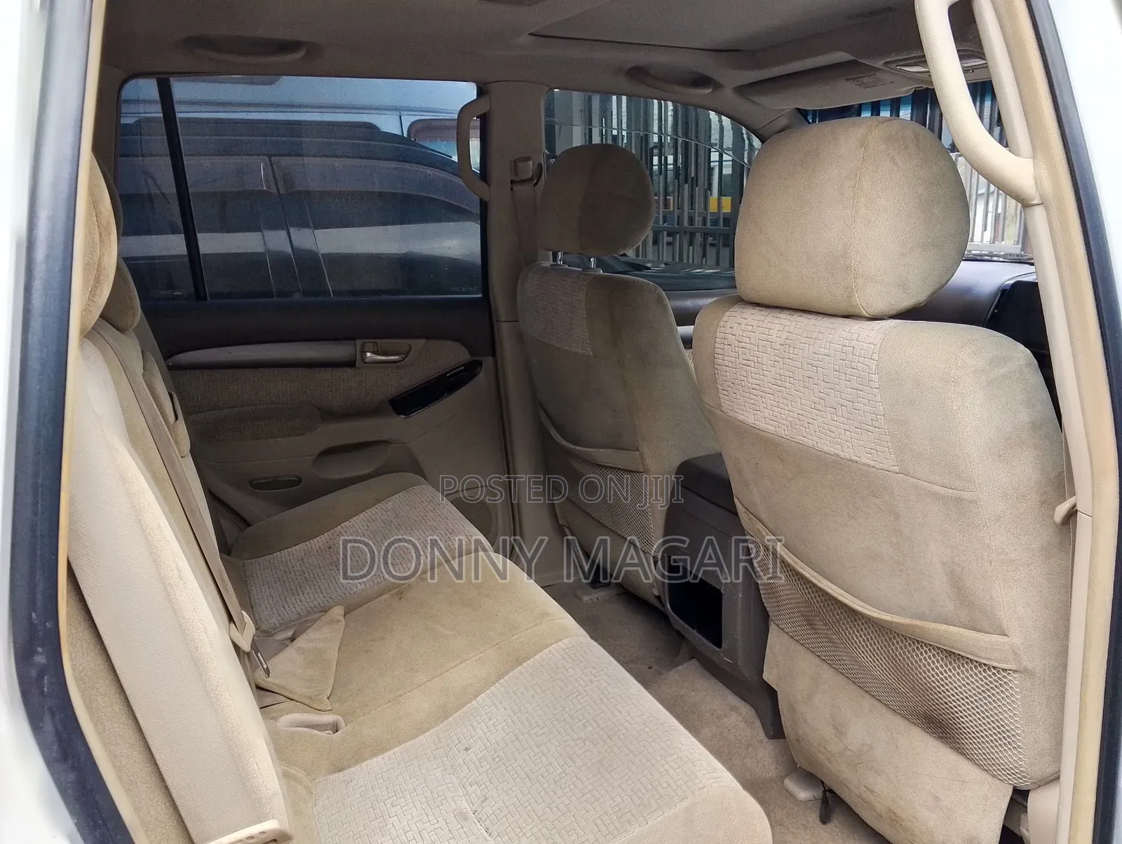 Toyota Land Cruiser Prado 2005 White