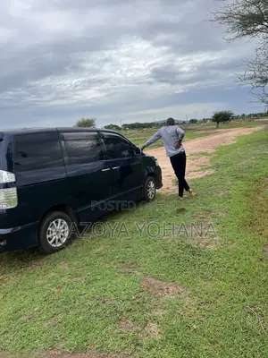 Toyota Voxy X 2WD 8-Seater 2006 Black