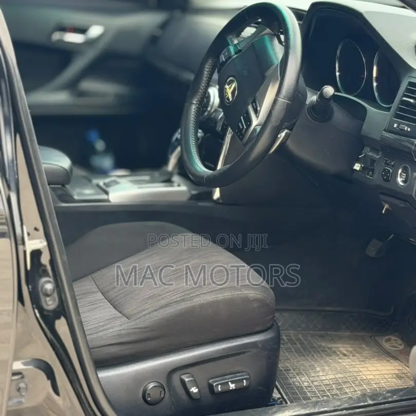Toyota Mark X 2011 Black