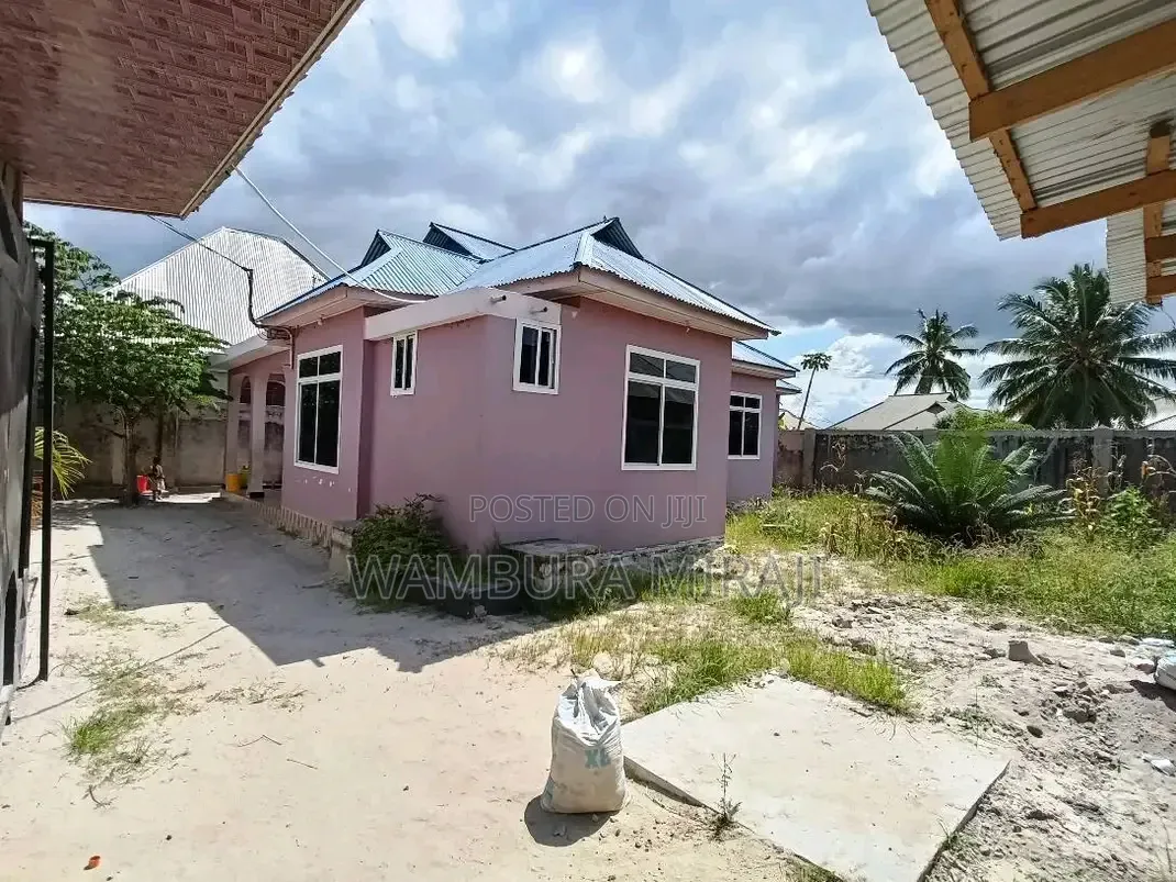 Furnished 4bdrm Block of Flats in Nyumba, Ukonga for sale