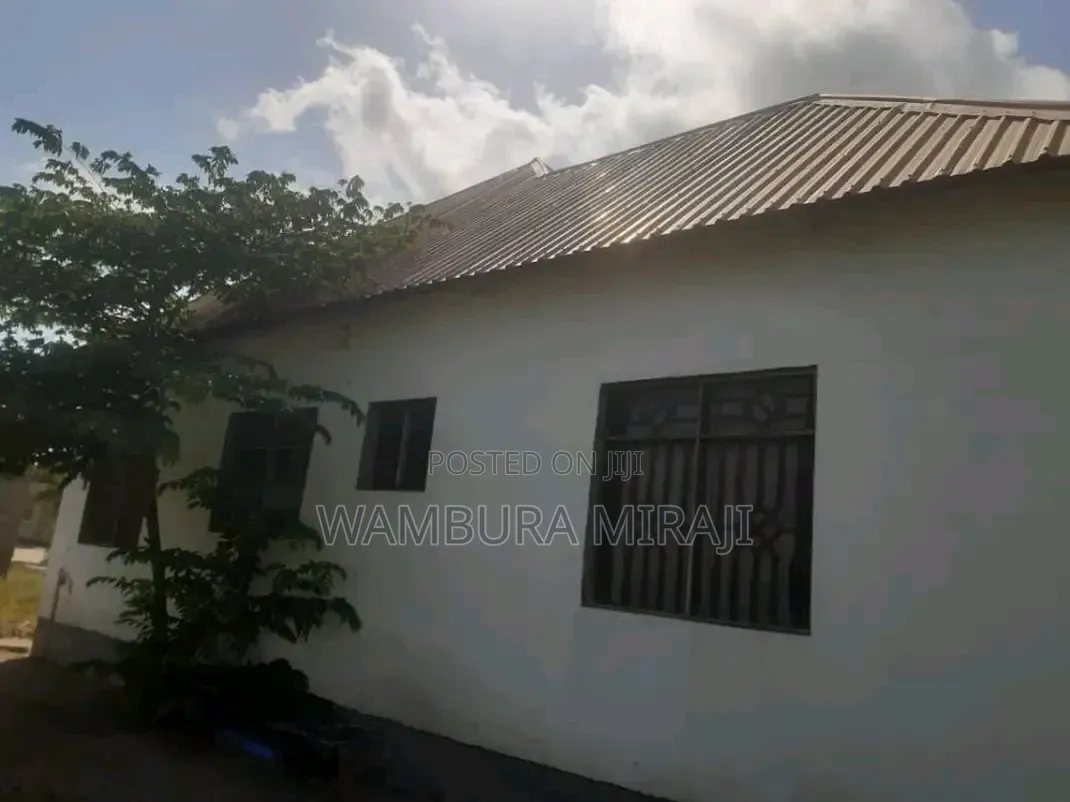 Furnished 3bdrm Block of Flats in Nyumba, Chamazi for sale