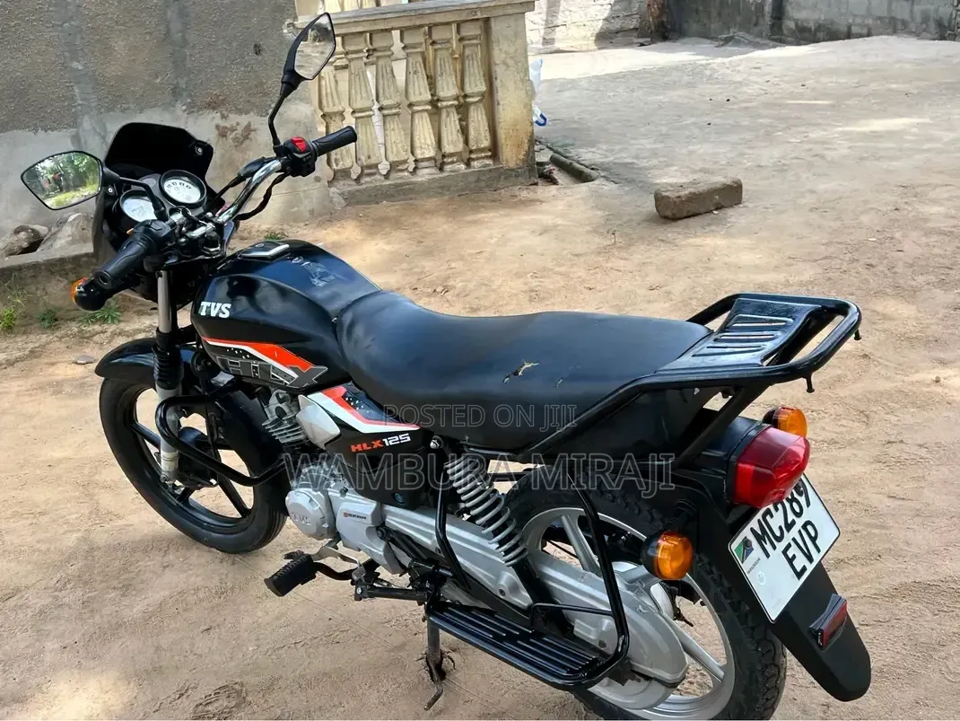 TVS HLX 125 2026 Black
