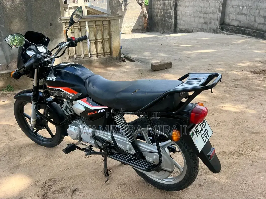 TVS HLX 125 2026 Black