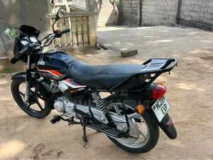 TVS HLX 125 2026 Black