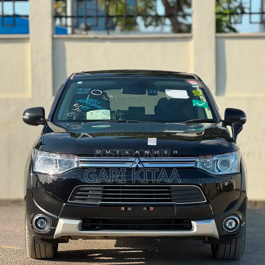 Mitsubishi Outlander 2014 Black