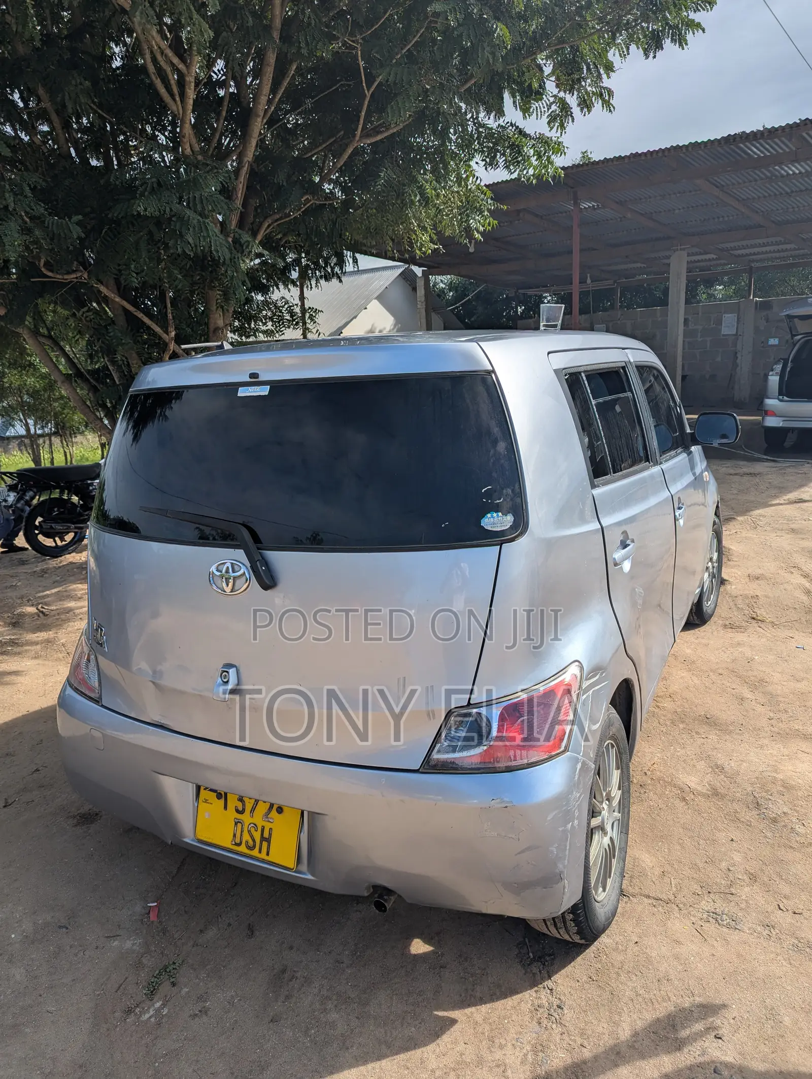 Toyota bB 2006 Silver