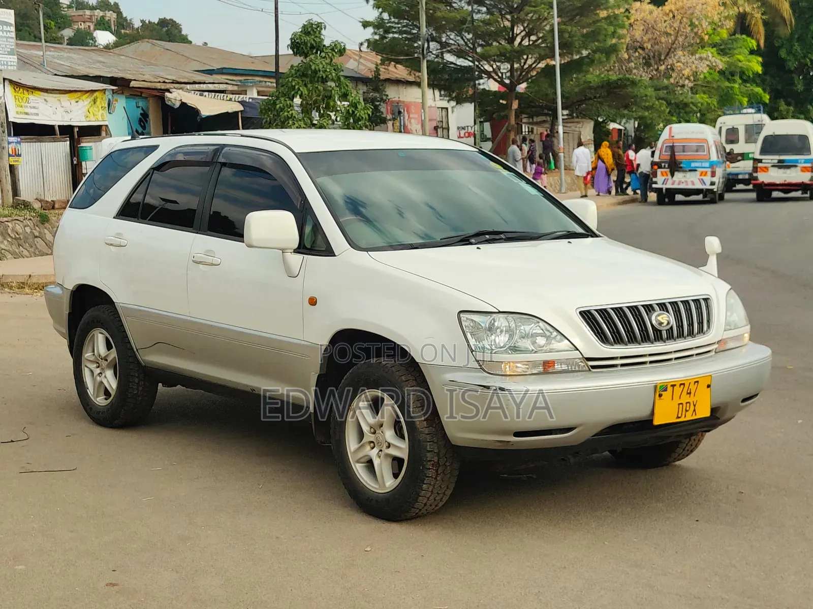 Toyota Harrier 2005 Pearl