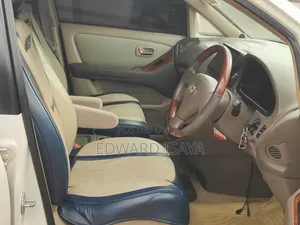 Toyota Harrier 2005 Pearl