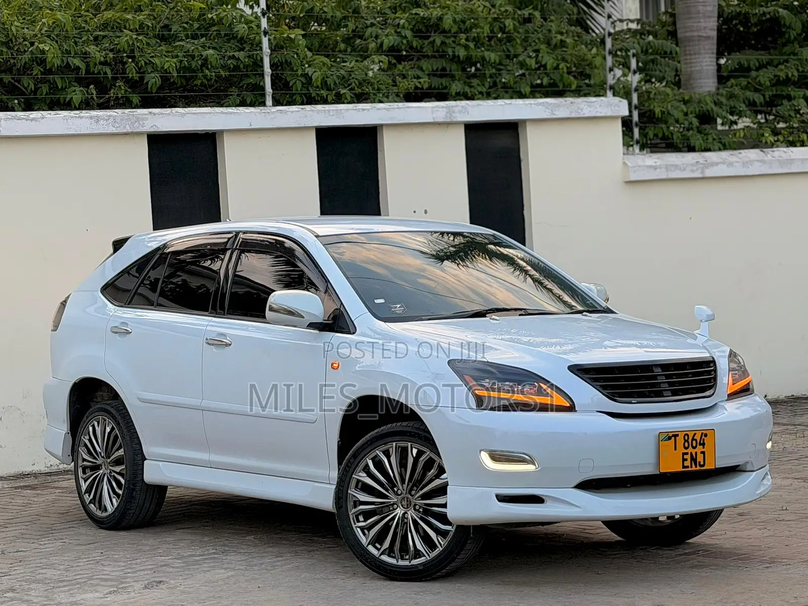 Toyota Harrier 2008 White