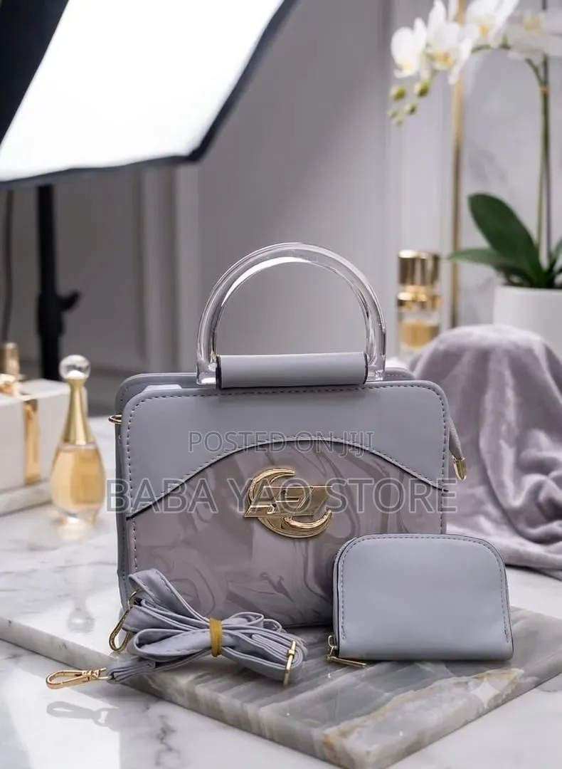 Classic Shoulder Bags