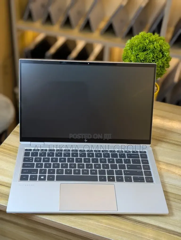 Laptop HP EliteBook 1040 G8 32GB Intel Core i7 SSD 512GB