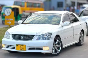 Toyota Crown Royale 2005 White