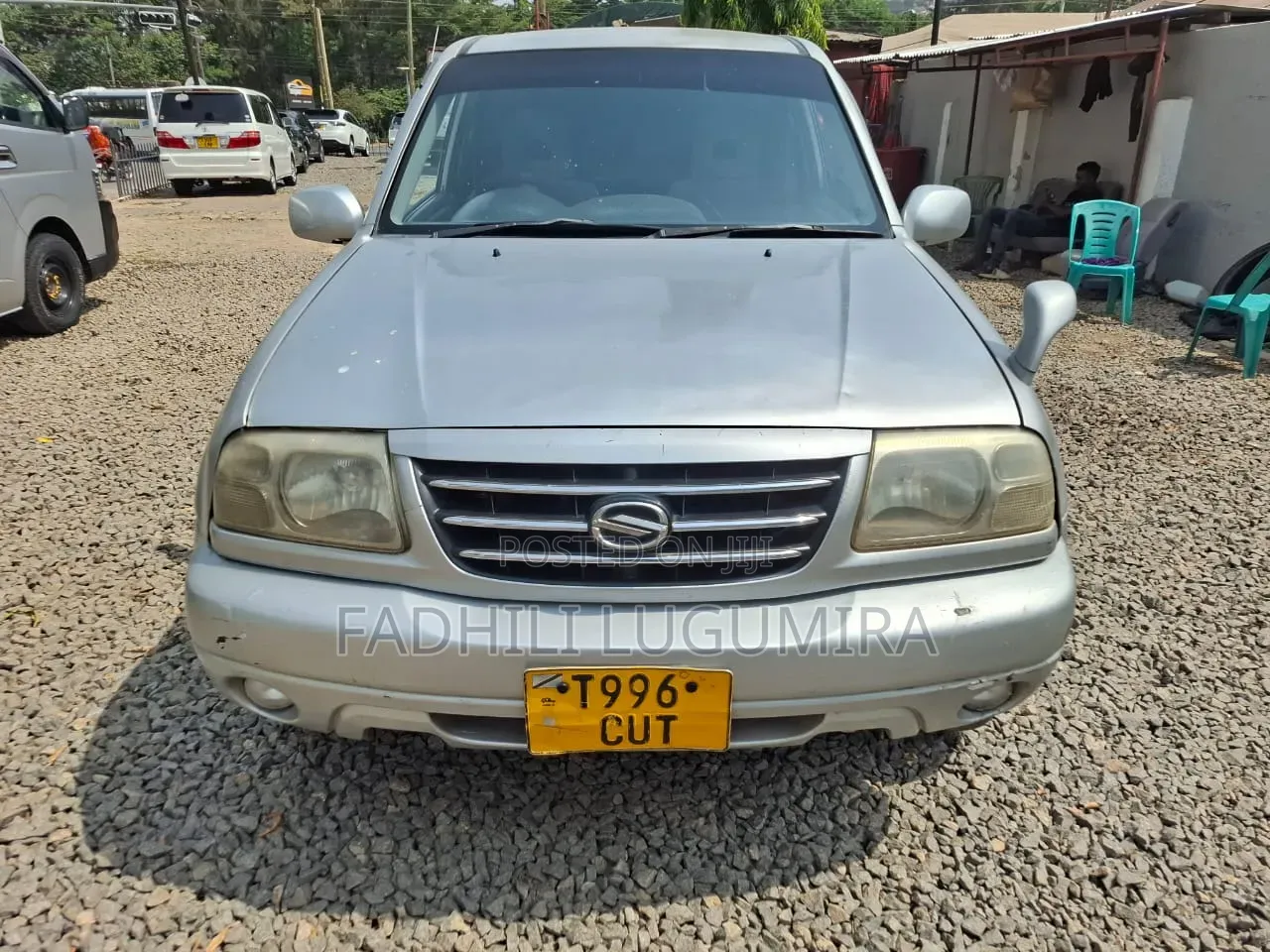 Suzuki Escudo 1999 Silver