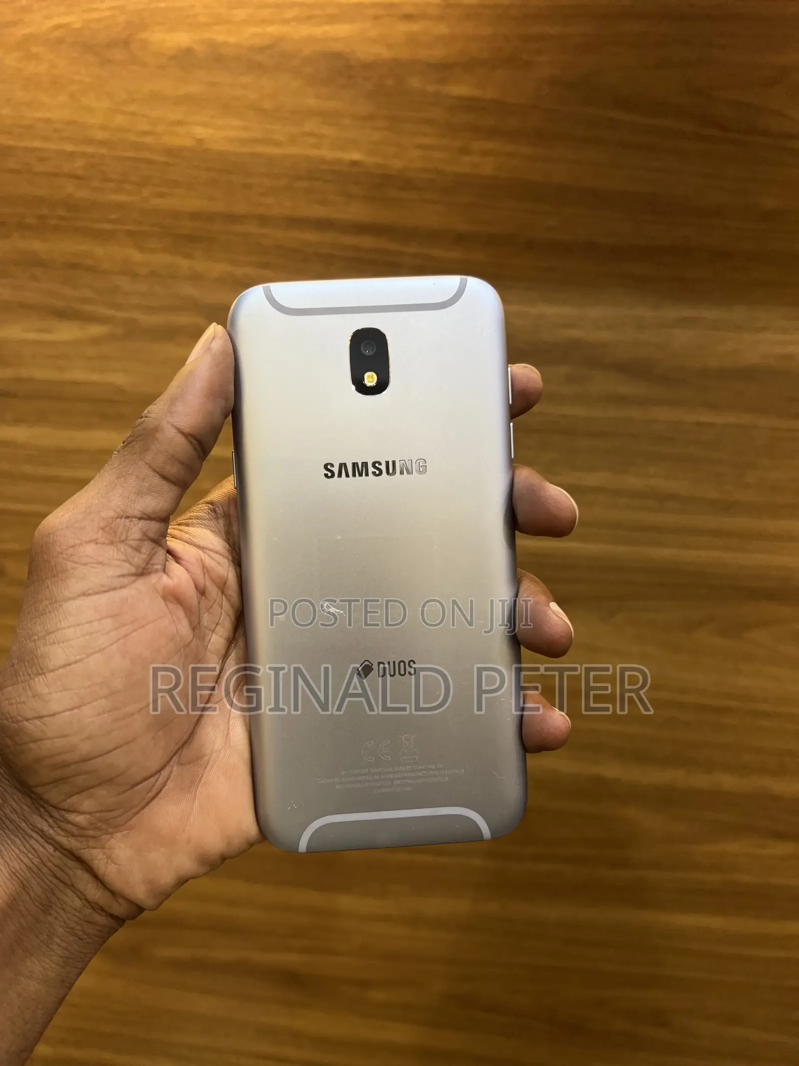 Samsung Galaxy J5 16 GB Silver