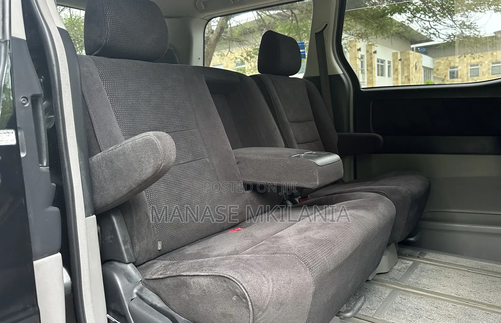 Toyota Alphard 2002 Black