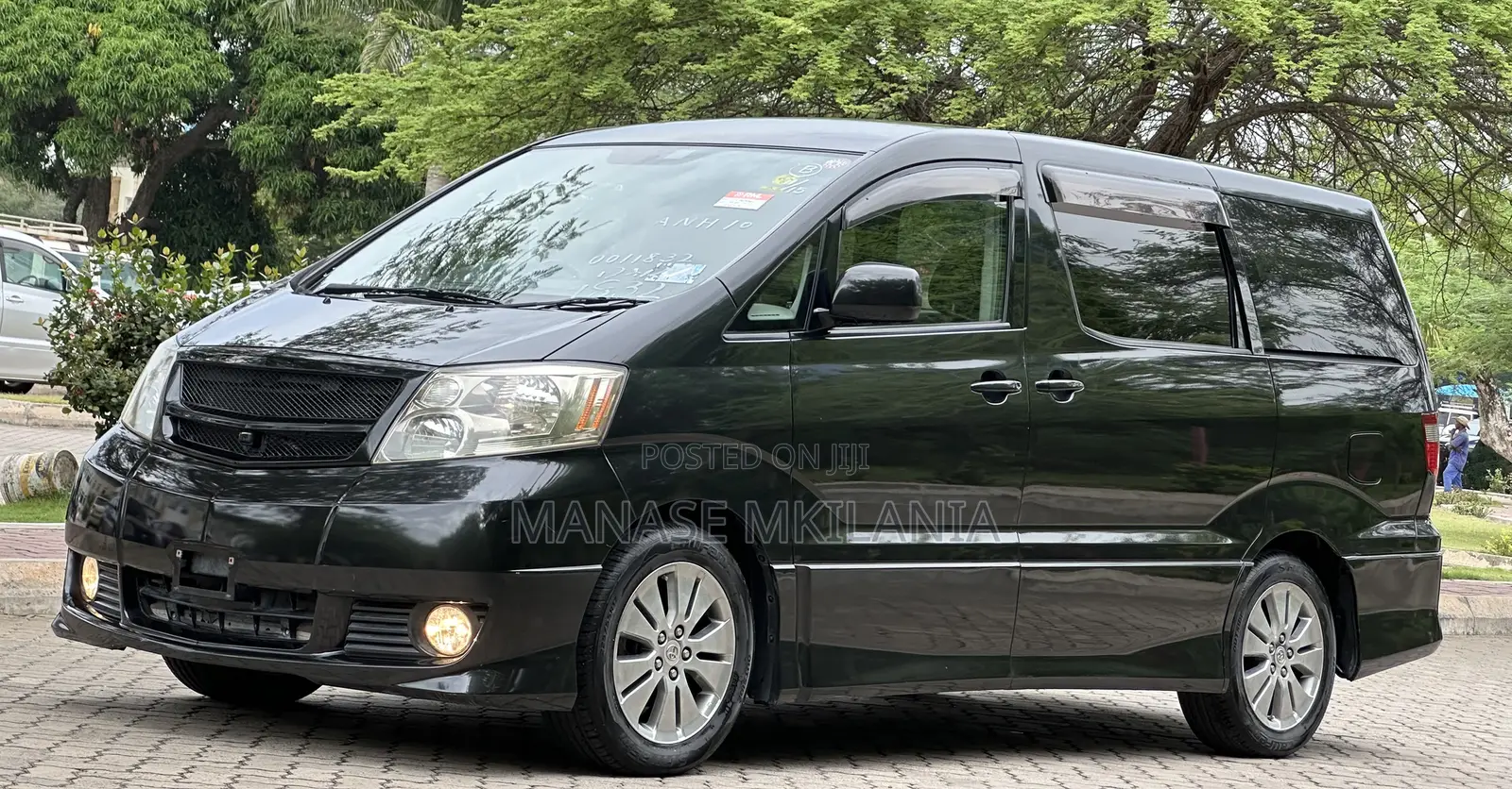 Toyota Alphard 2002 Black