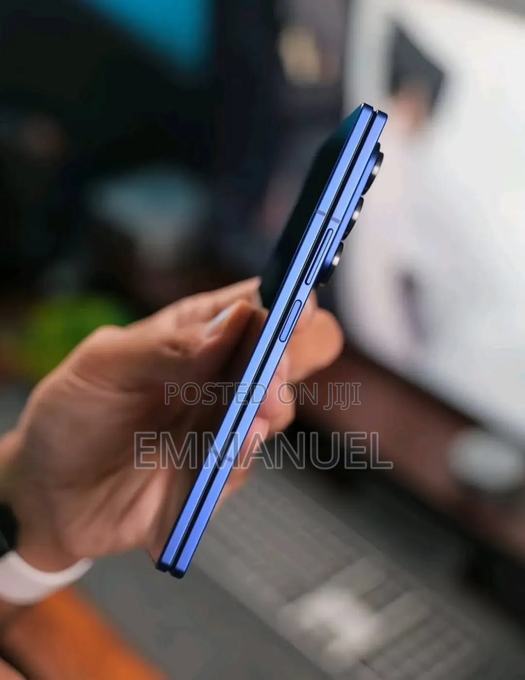 New Samsung Z 16 GB Blue