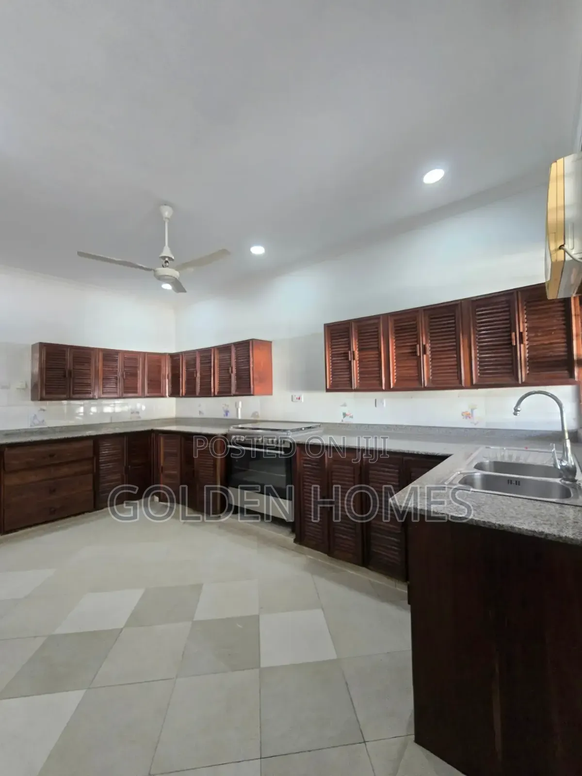 4bdrm Apartment in Mikocheni for rent
