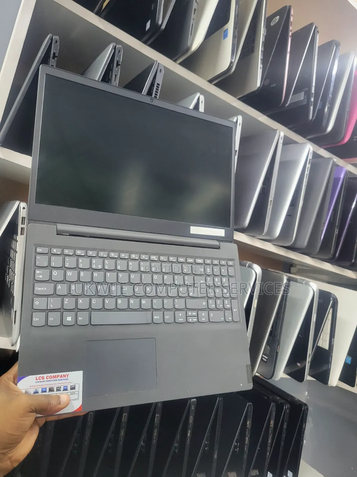 Laptop Lenovo V15 8GB Intel Core i7 SSD 500GB