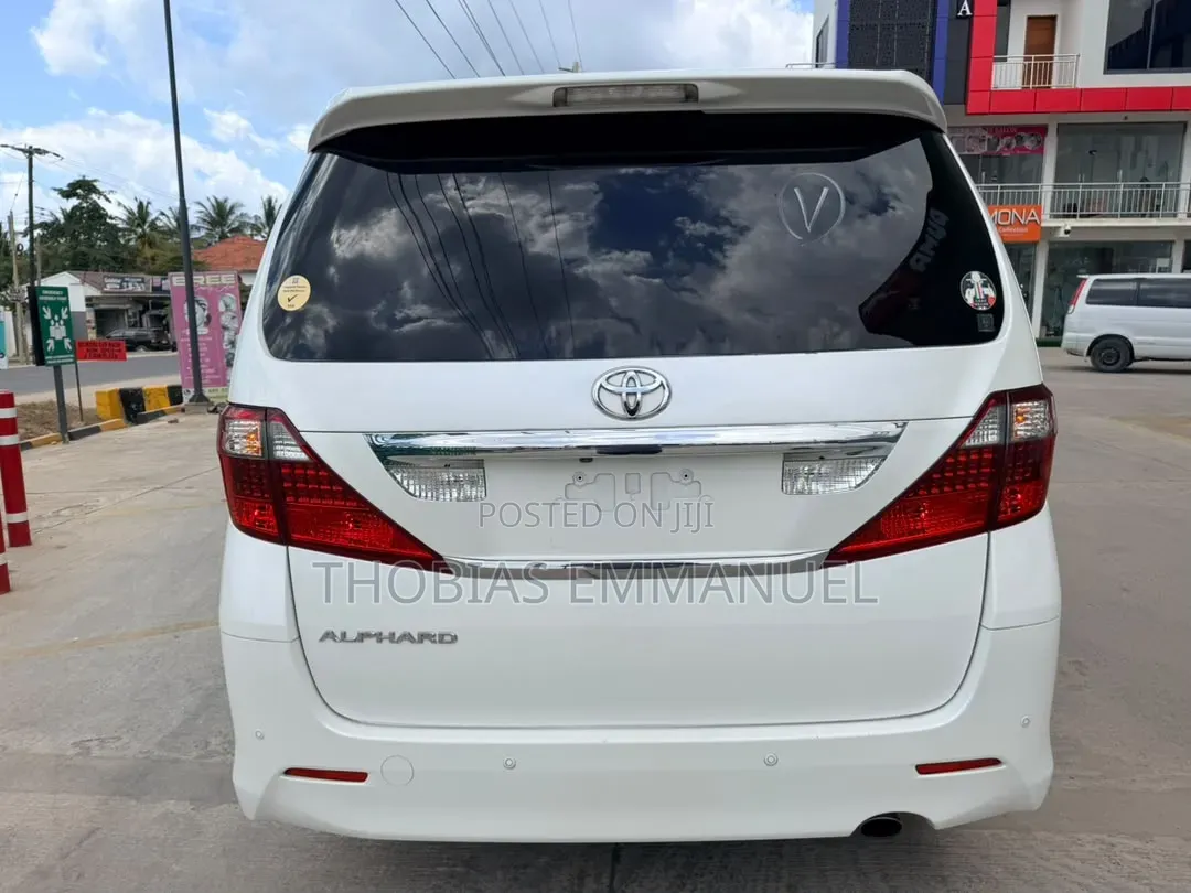 Toyota Alphard 2008 White