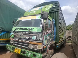 Mitsubishi Fuso Tandam 2004 Green