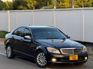 Mercedes-Benz C200 2008 Black