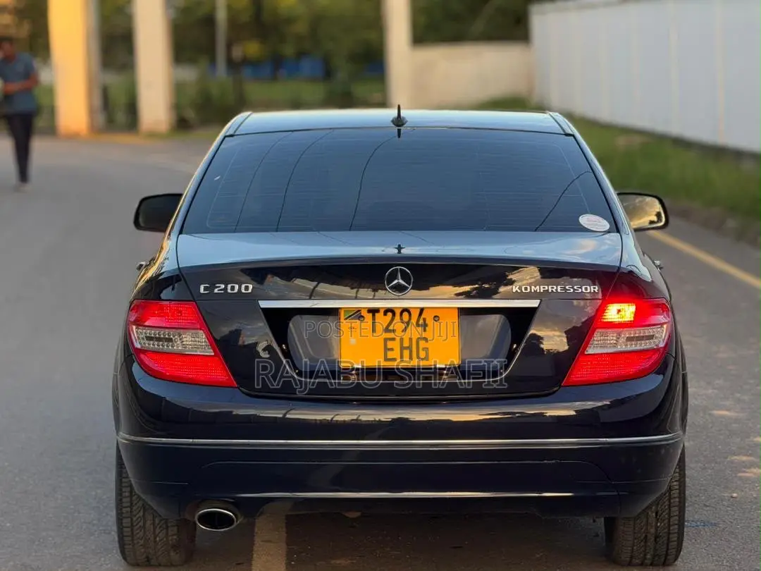 Mercedes-Benz C200 2008 Black