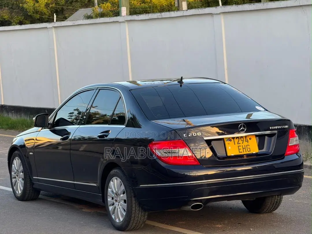 Mercedes-Benz C200 2008 Black