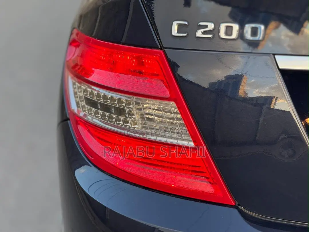 Mercedes-Benz C200 2008 Black